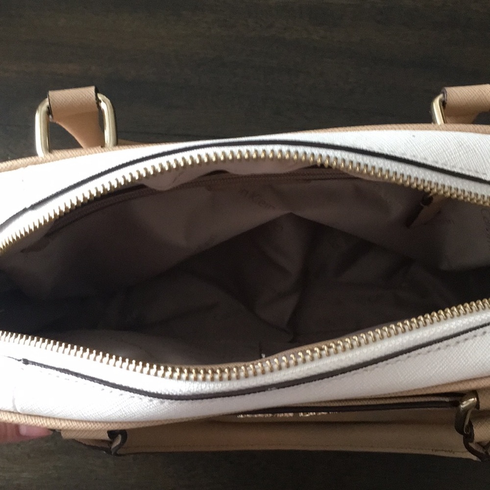 Calvin Klein Purse - Picture 6 of 8